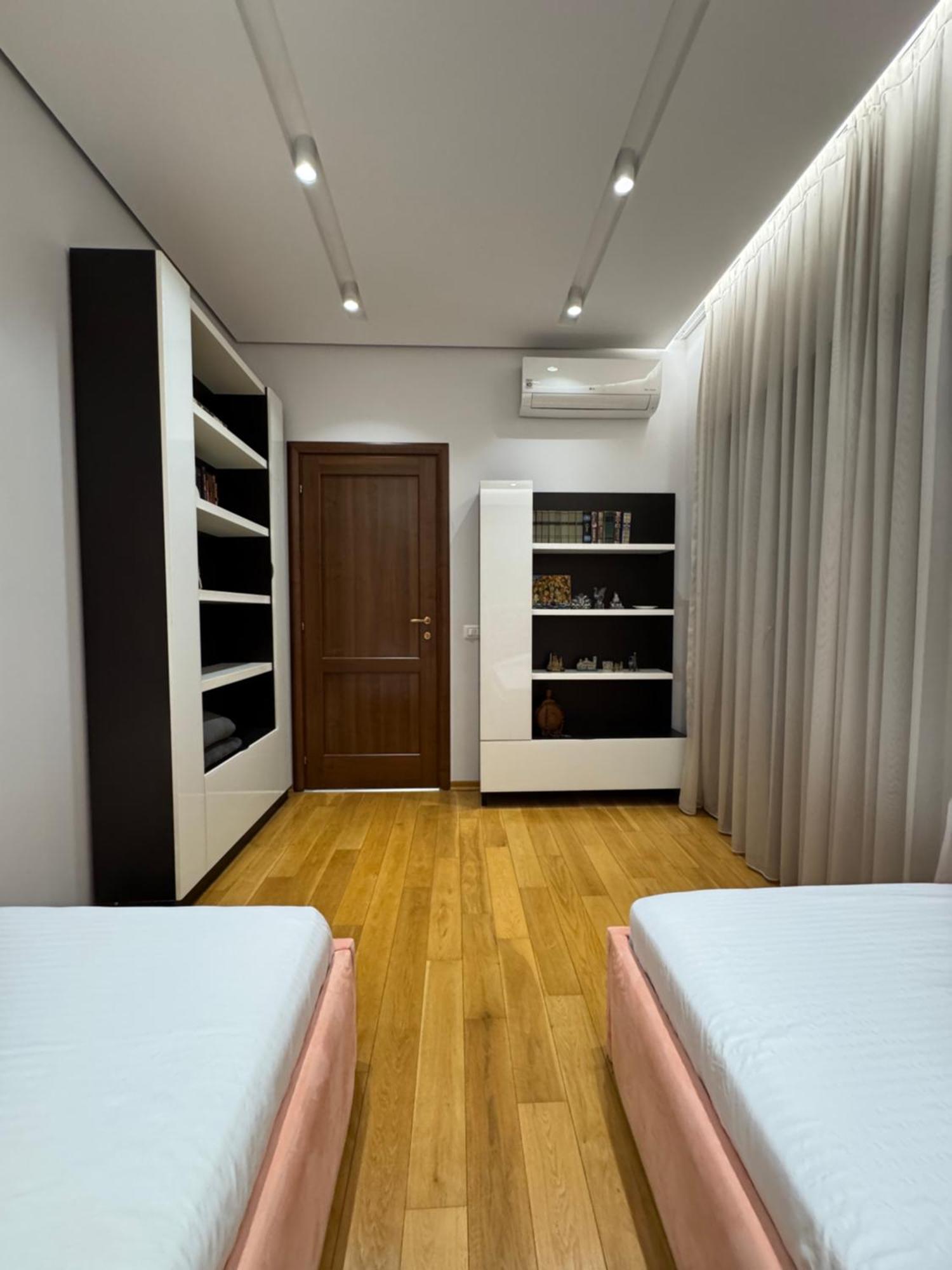 Apartment Sam's 1 - Tirana